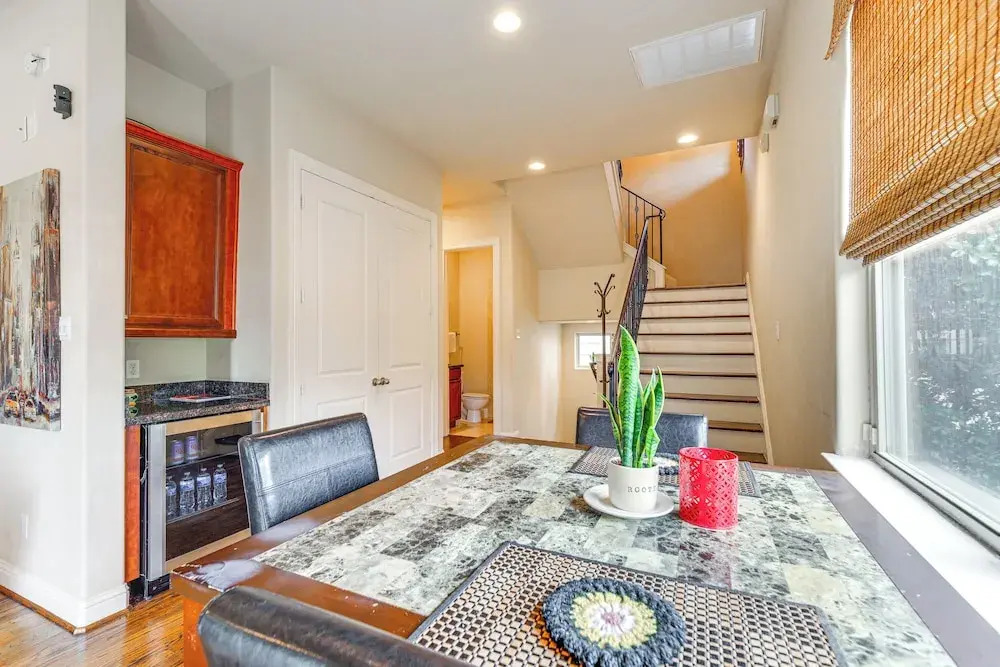 Gated + Private: Dtwn Houston Home 8 Mi to NRG