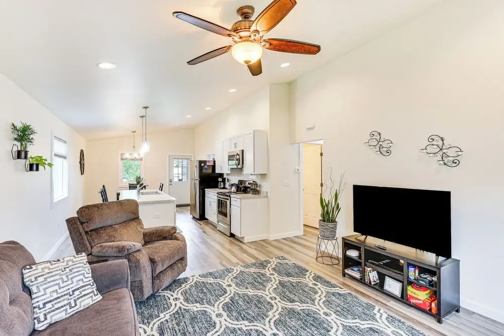 Newly Built Rapid City Retreat ~ 1 Mi to Dtwn
