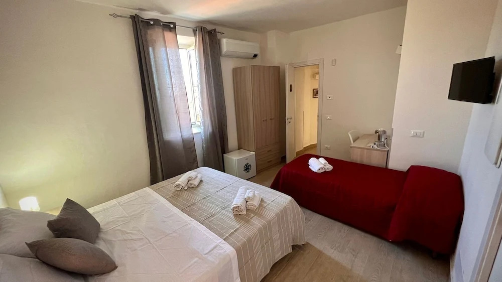 B & B Domus San PietRo
