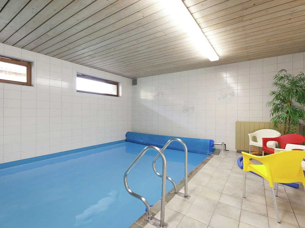 Cozy Apartment in Ruhmannsfelden with Swimming pool