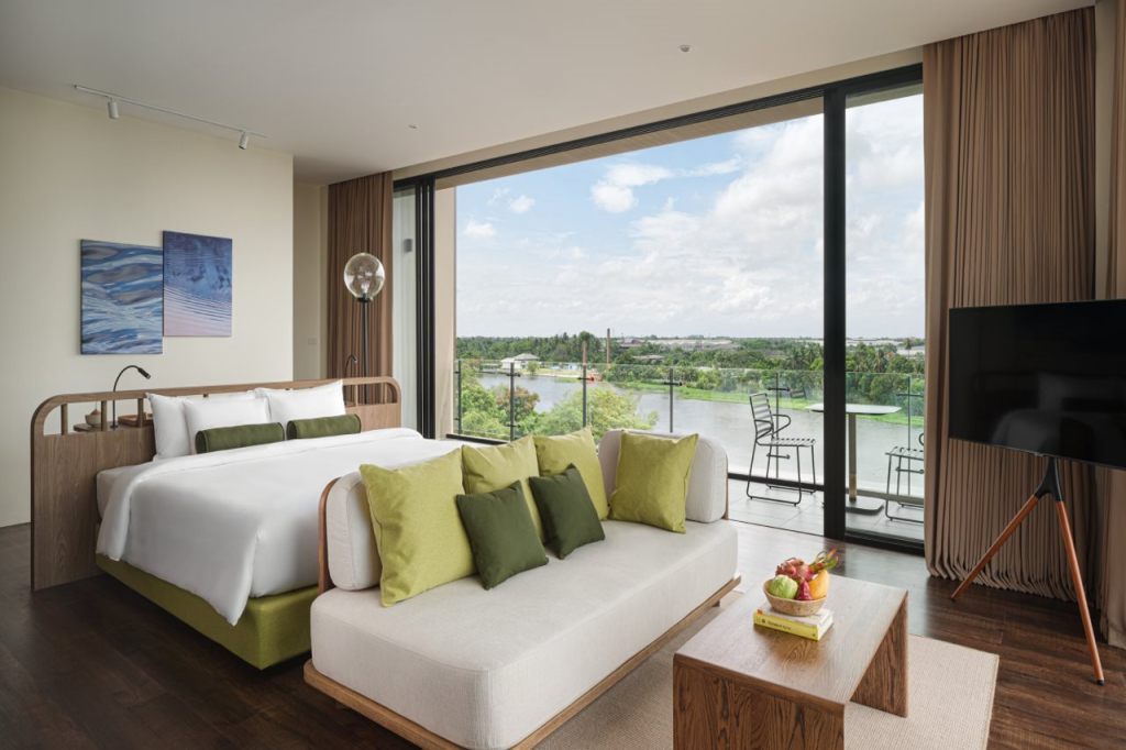 neera retreat hotel