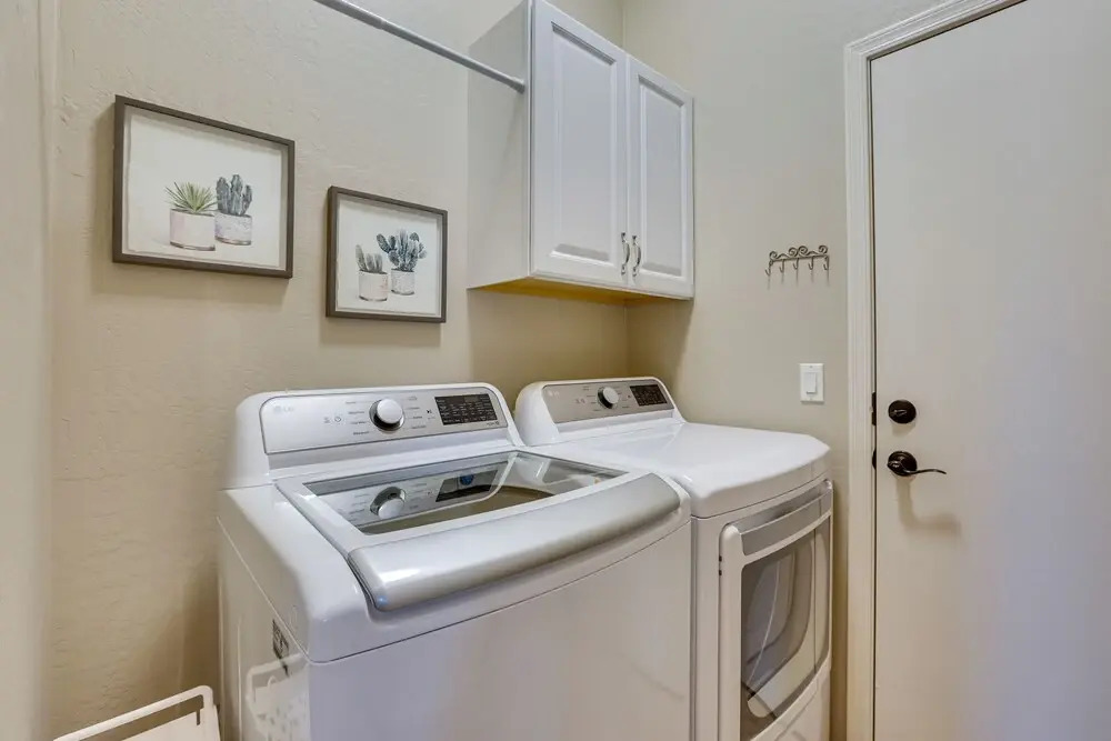 Beautiful Goodyear Home w/ Pool & Gas Grill!
