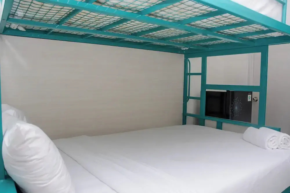 Comfort Studio Apartment for 4 Pax at Podomoro Golf View