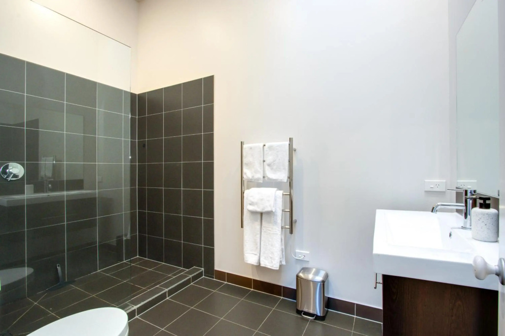 Coastal Villa - Napier Holiday Home