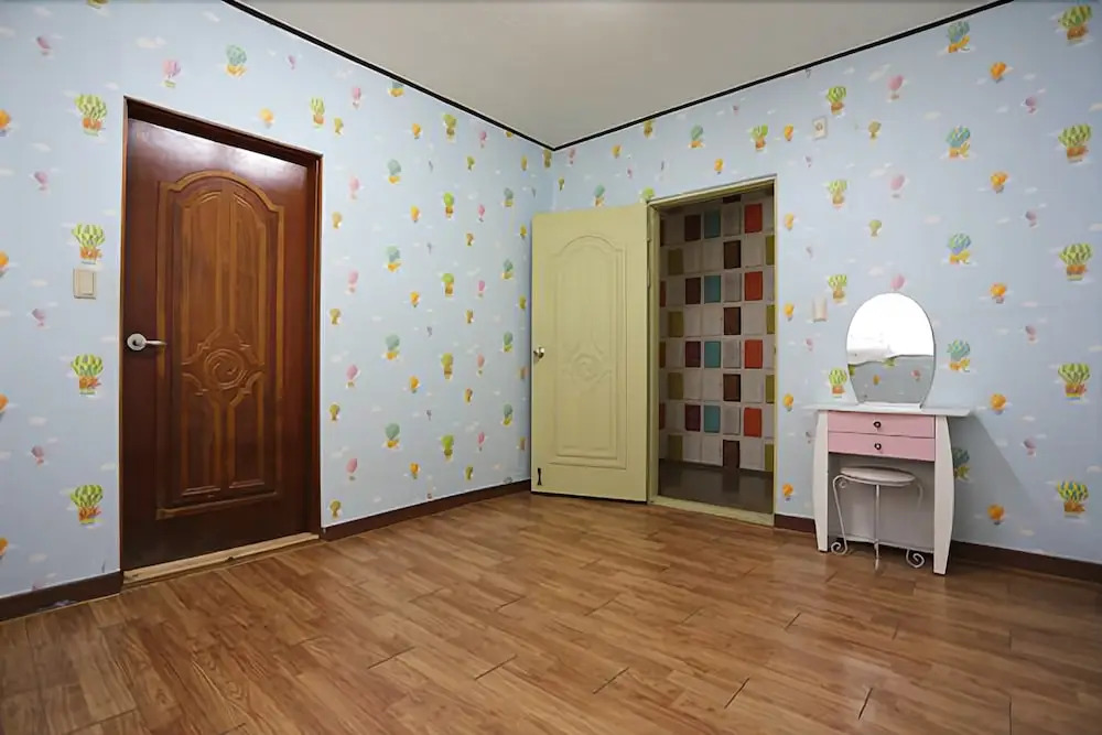 Taean Albatross Pension