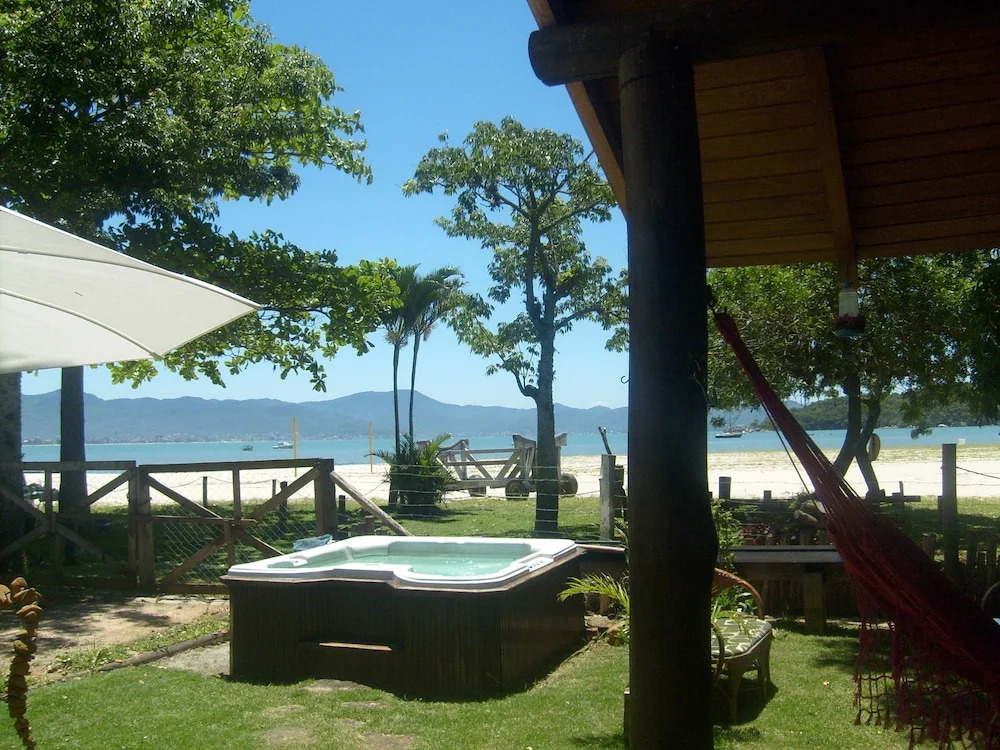Tranquilidade e Descanso Frente ao Mar