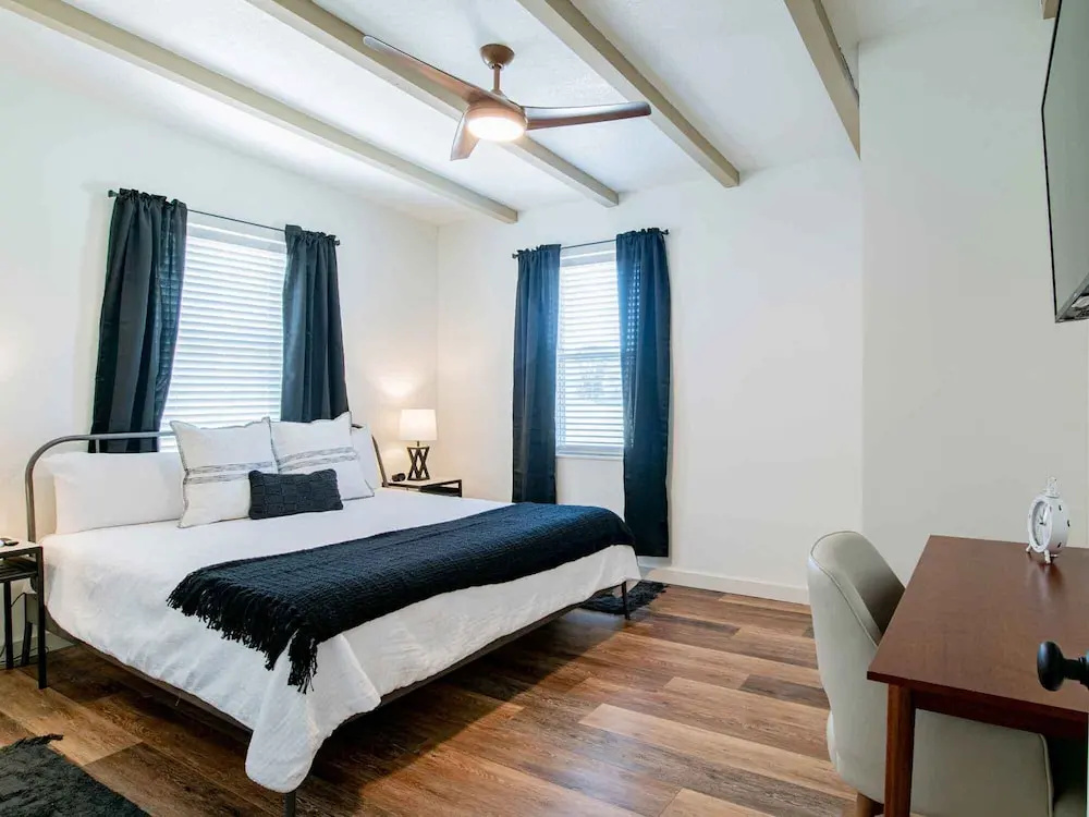La Casa Deluna by Southern Vacation Rentals