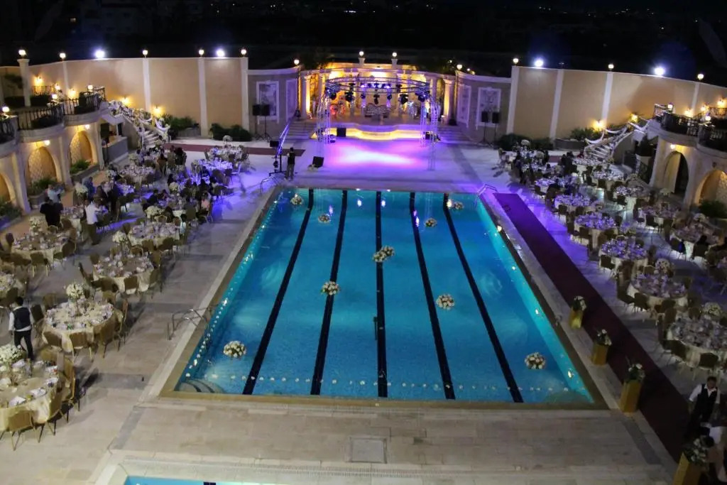 Platinum Hotel