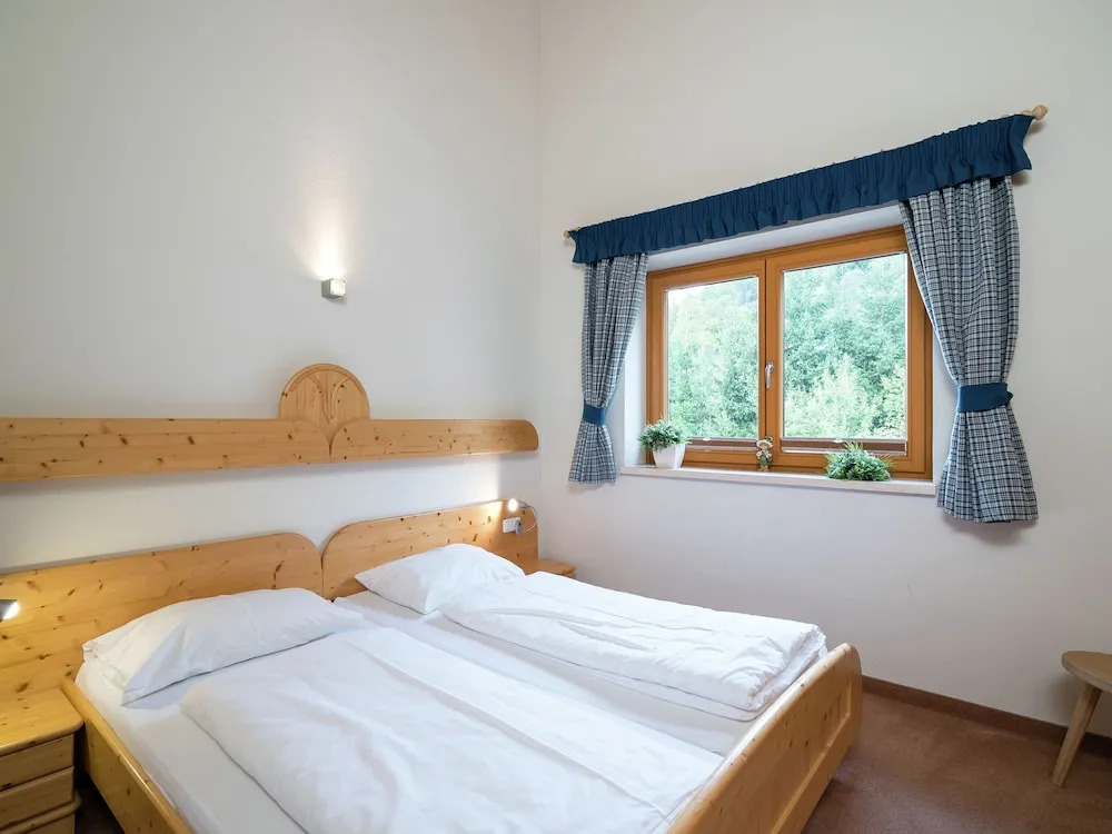 Charming Apartment in Saalbach-hinterglemm Near Ski Lift