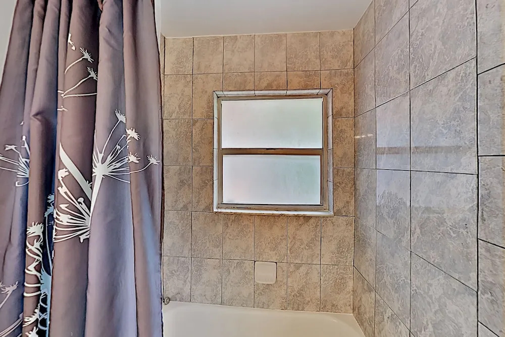 219spega 3 Bedroom Home