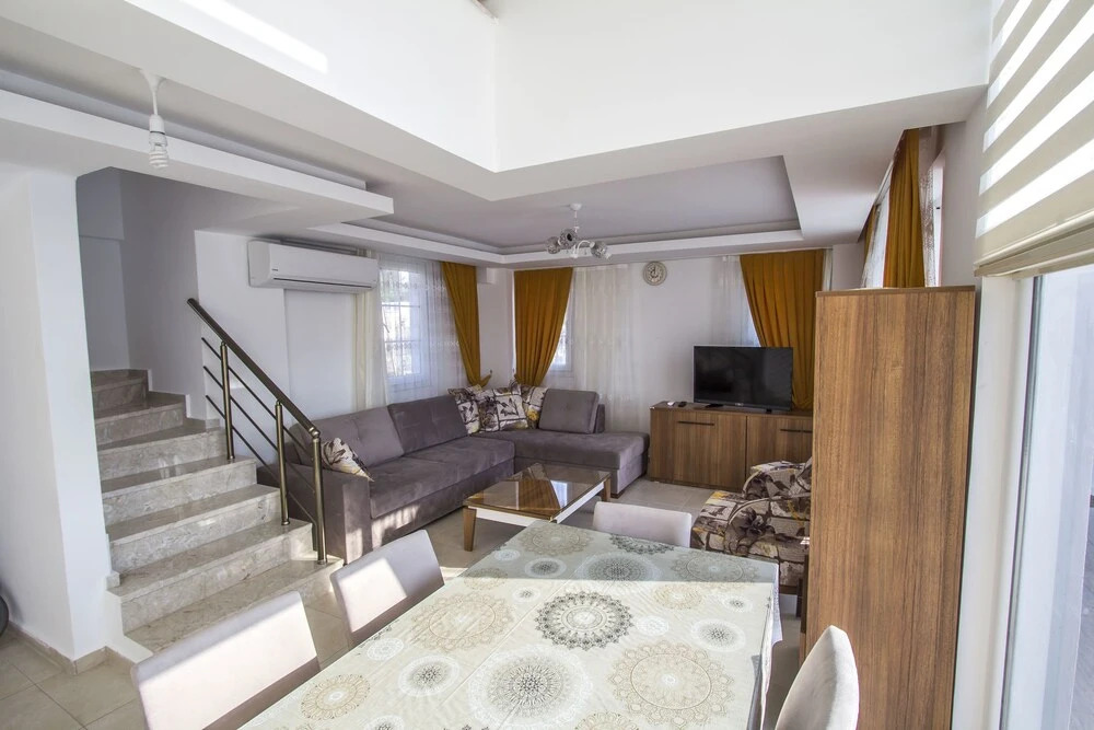 Villa Frezya by Villamnet