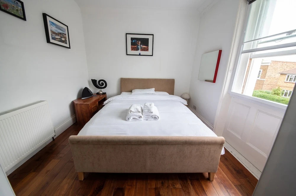 2 Bedroom Home Near Peckham High Street
