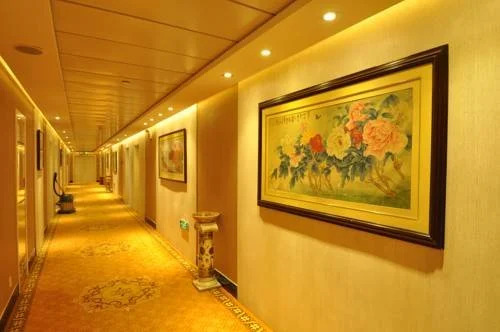 Babylon Hotel