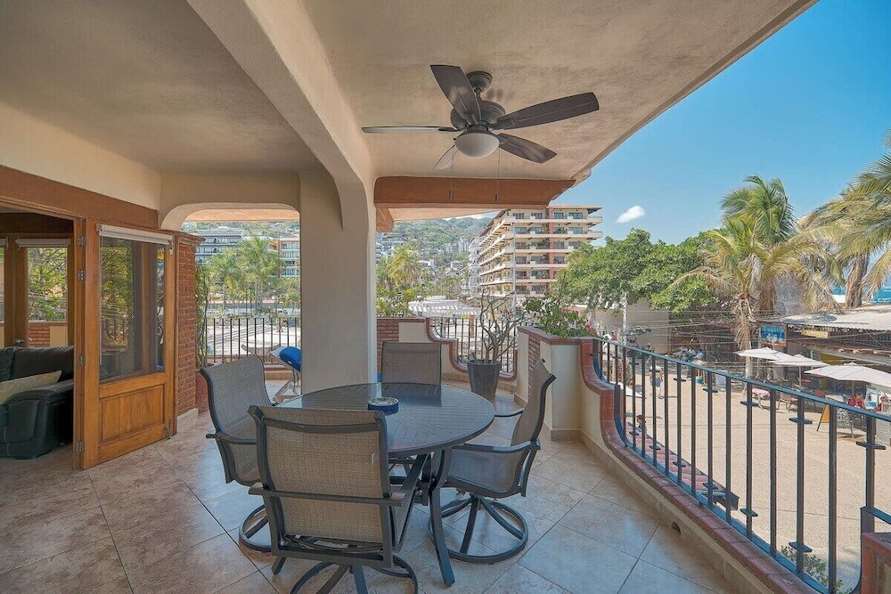 Ocean View 2Br Condo-balcony-beach-pool - 204