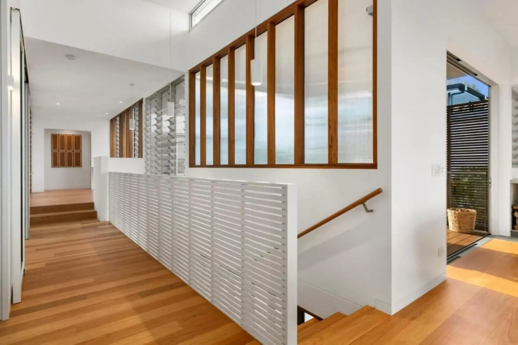Seaview Tce Spectacular Home with Stunning Ocean and Headland Views