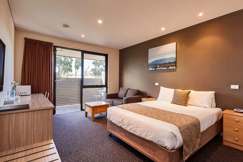 Foreshore Hotel