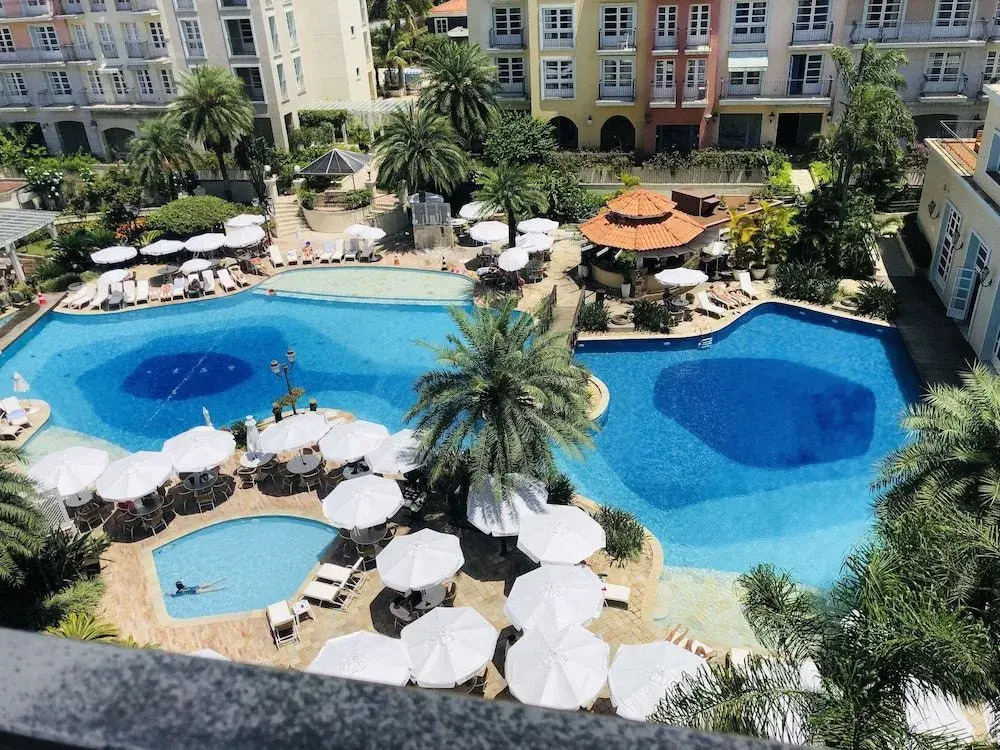 Confortáveis Studios no IL Campanario Resort ILCJR