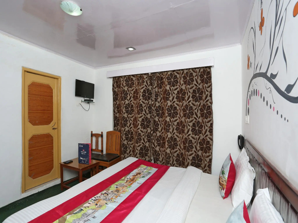 OYO 9083 Hotel New Tourist Palace