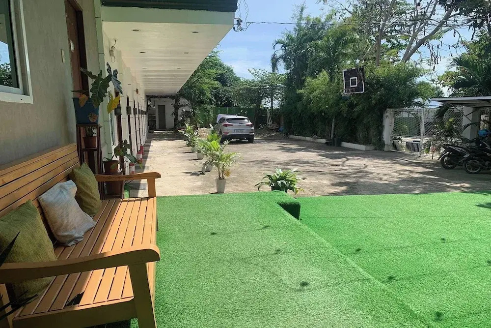 Green Dales Travellers Inn Puerto Princesa
