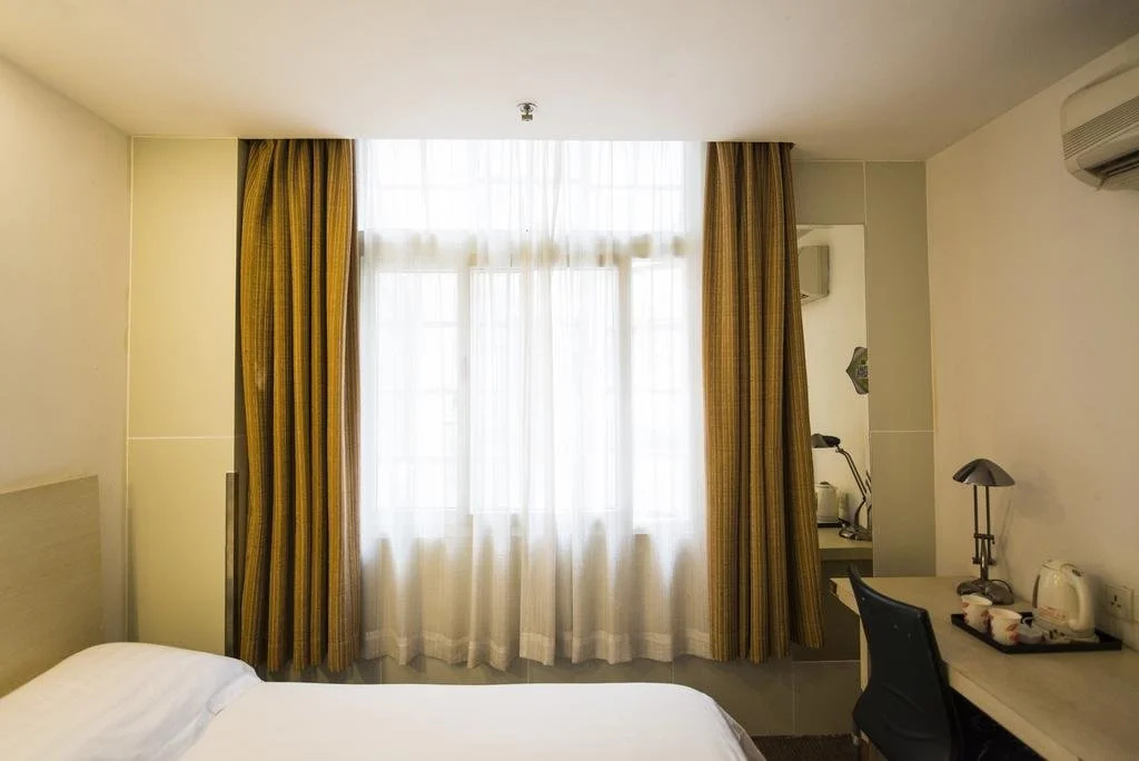 Qingdao Huazilin Motai Hotel