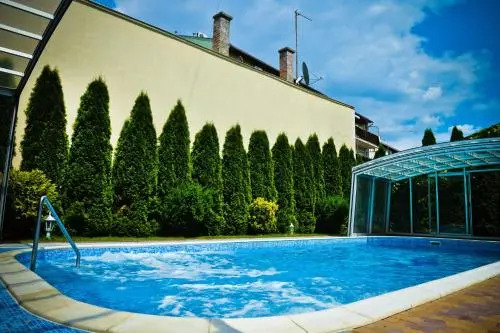 BL.Apartmanház II