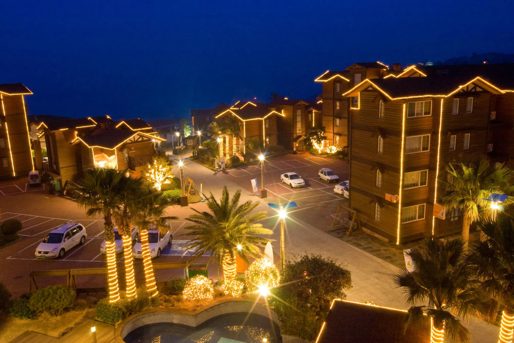 Dyne Resort