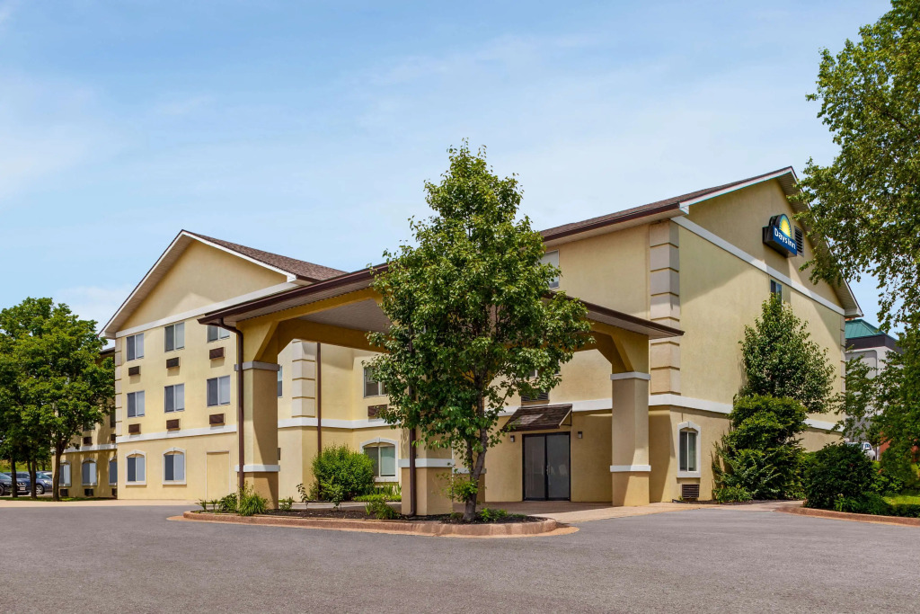 Days Inn by Wyndham Kansas City International Airport