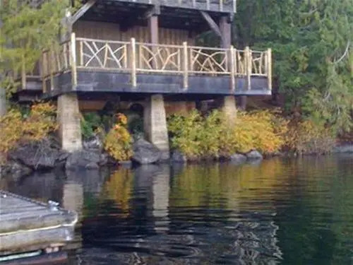Dragonfly Dock Bed And Breakfast