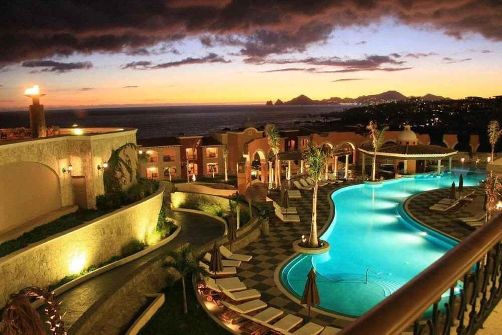 Great Location 1BR Studio wtih Pool & Marina view