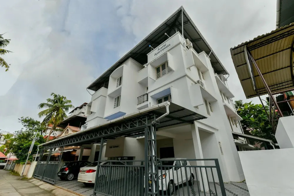 Arathi Apartments By OYO Rooms