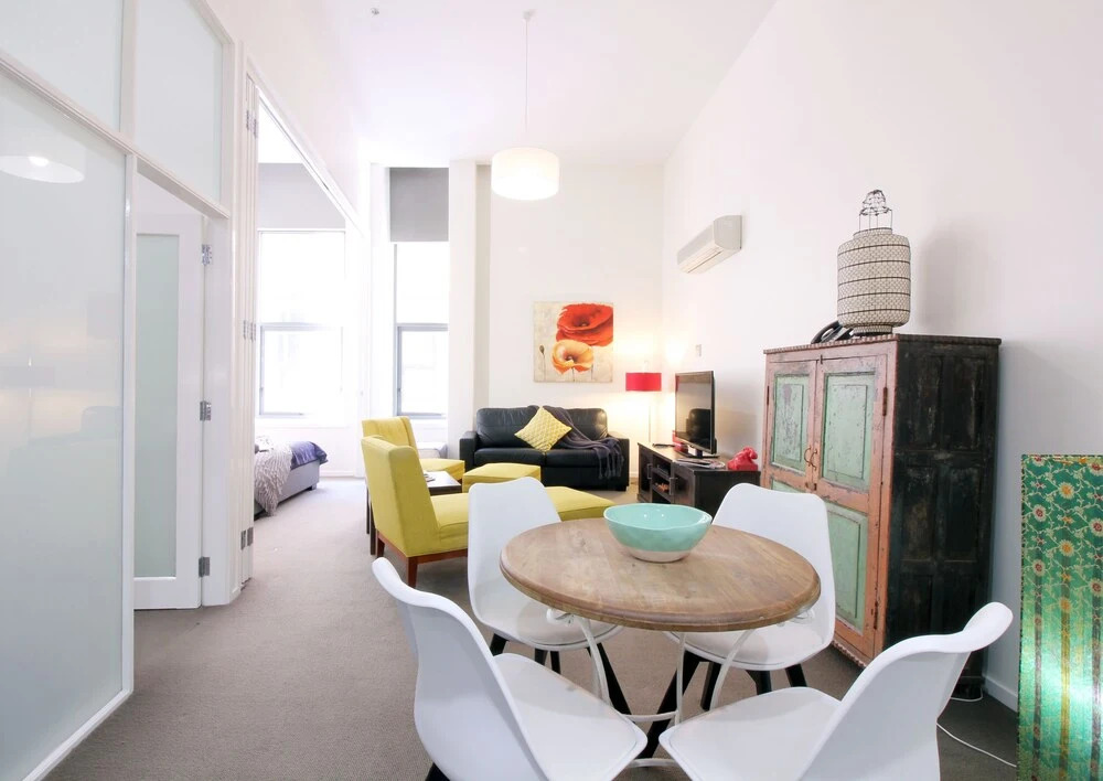 Essence of Degraves - Rejuvenate Stays
