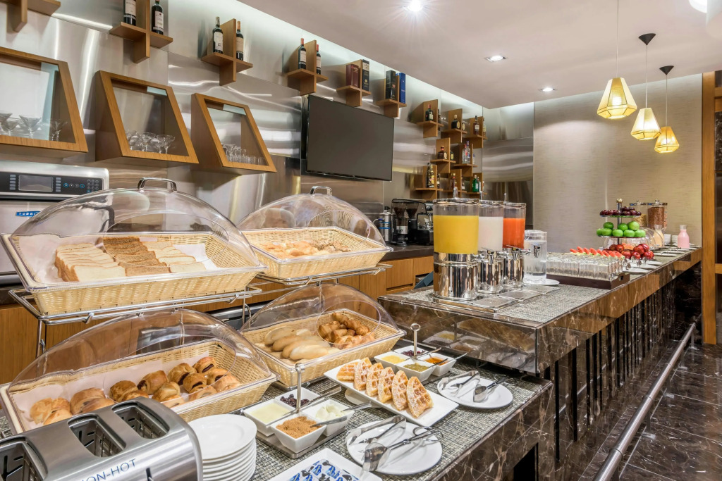 Courtyard by Marriott Bogota Airport