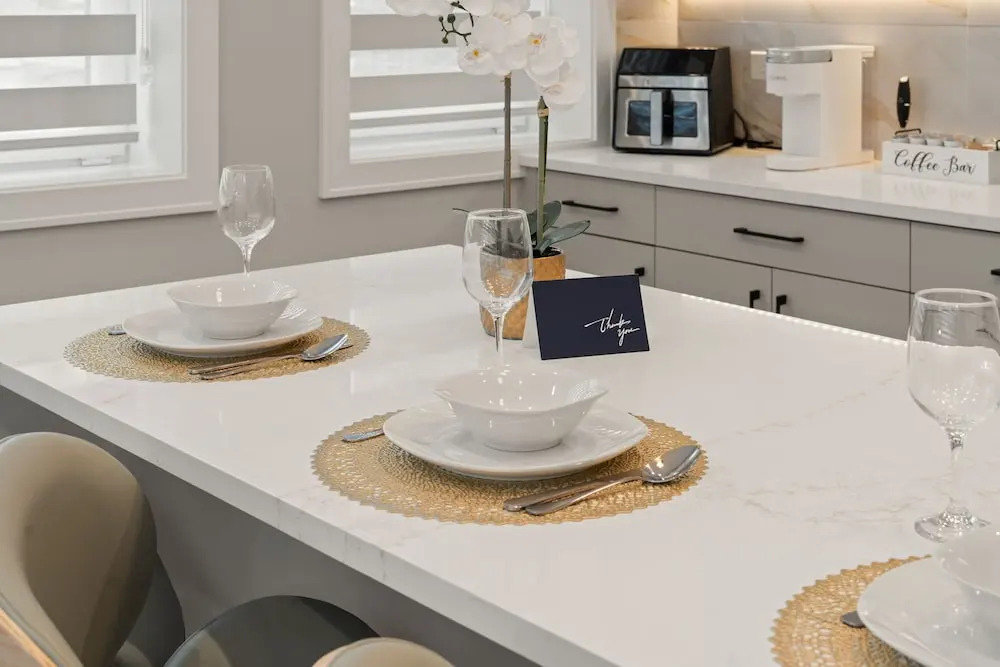 New Building in Med District - Modern 2bed 2bath