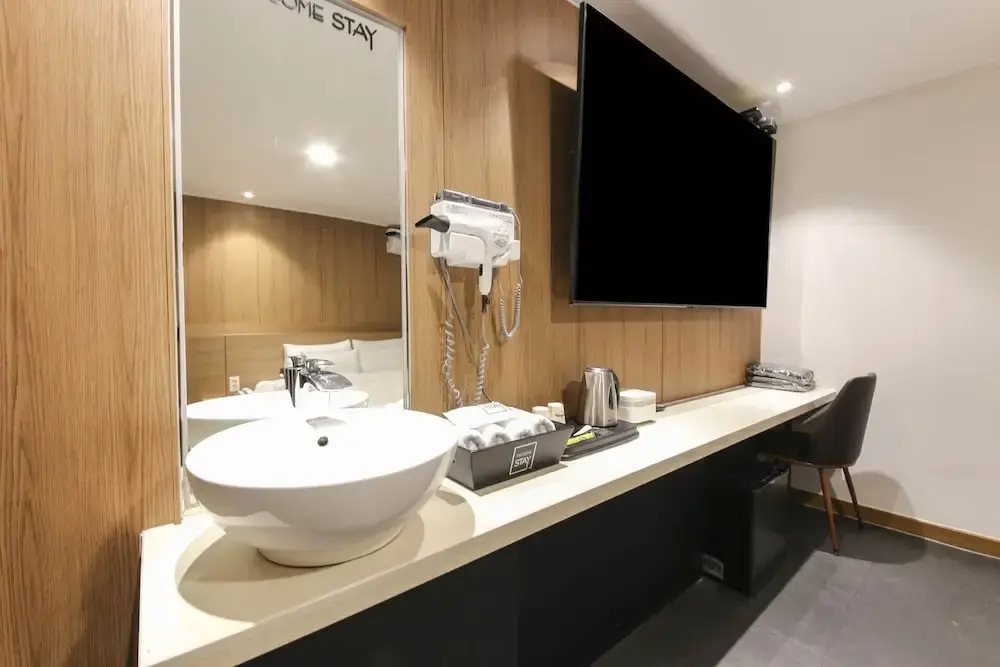 Jeonju Hotel Twosome Stay Junghwasandong