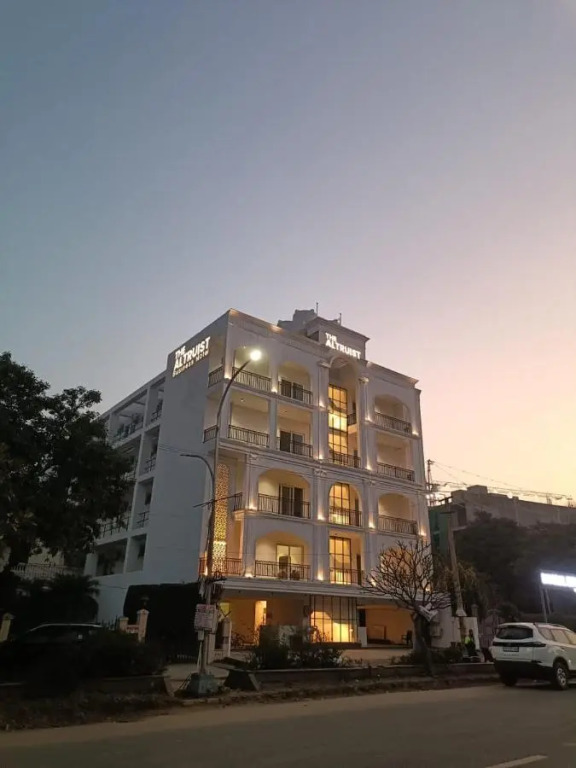 The Altruist Wagholi Hotel