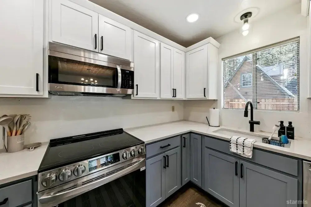 3300 Cape Horn 3 Bedroom Home