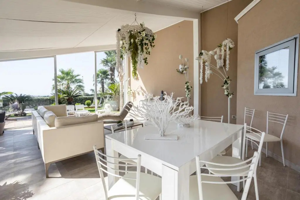 Villa Jolie - Luxury Villa with Swimming Pool