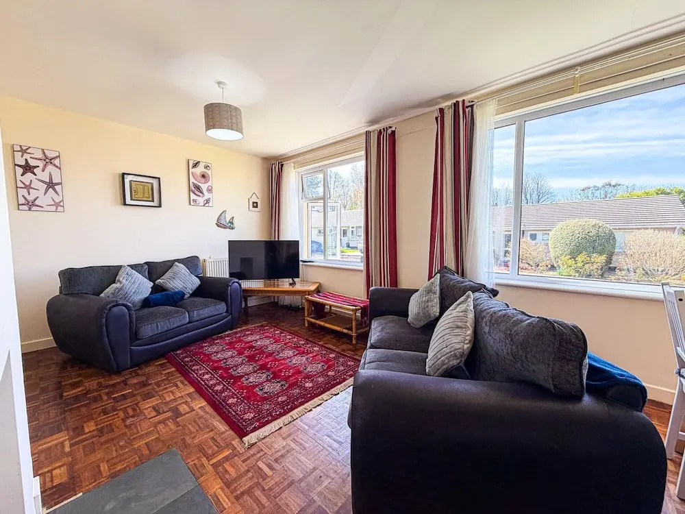 Indigo Blue - 2 Bedroom Holiday Home - Manorbier