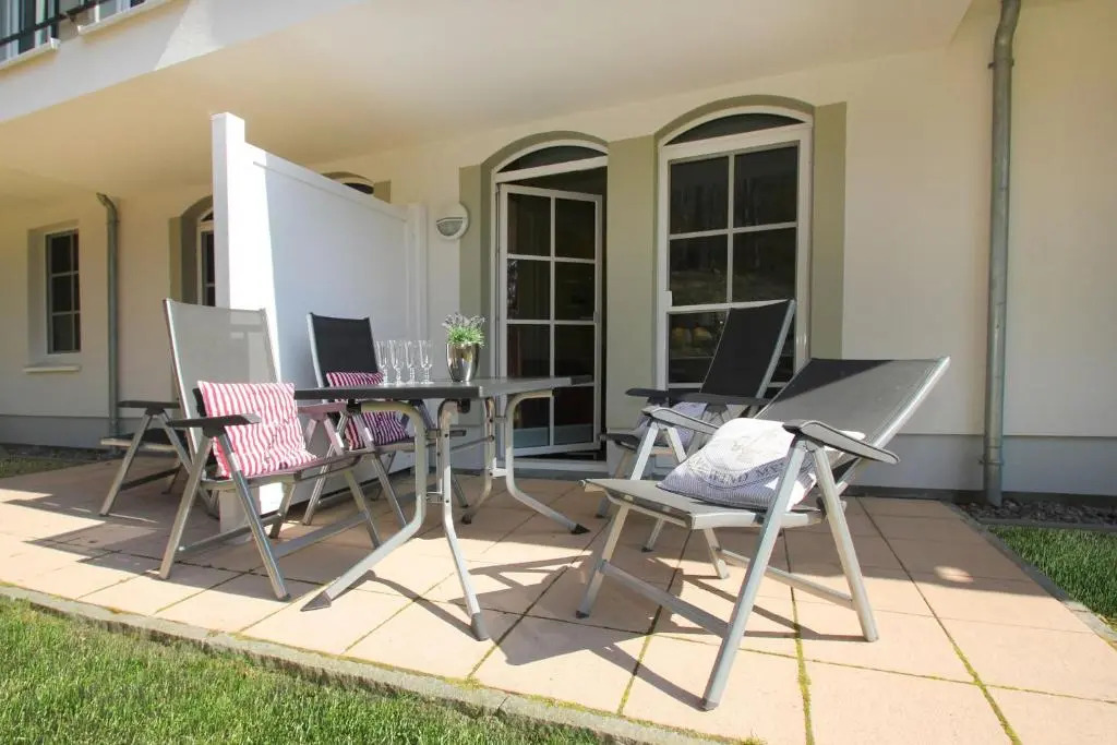 Strandresidenz Baabe Ferienwohnung 1-30 mit Sauna- und Schwimmbadnutzung im Haus