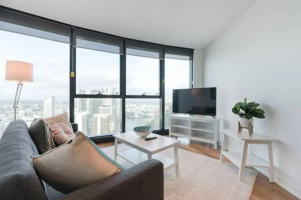 Lvl 57 Skytower Breathtaking Views CBD Wifi Carpark by Stylish Stays