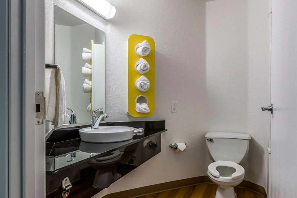 Motel 6-West Des Moines, IA