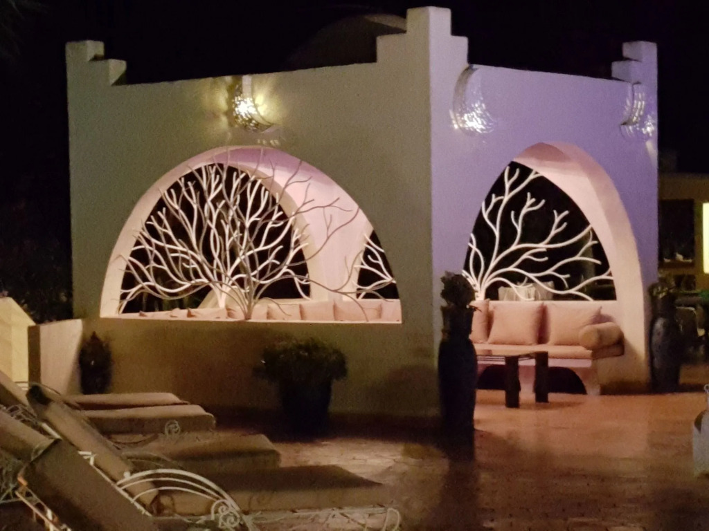 Villa Riadana