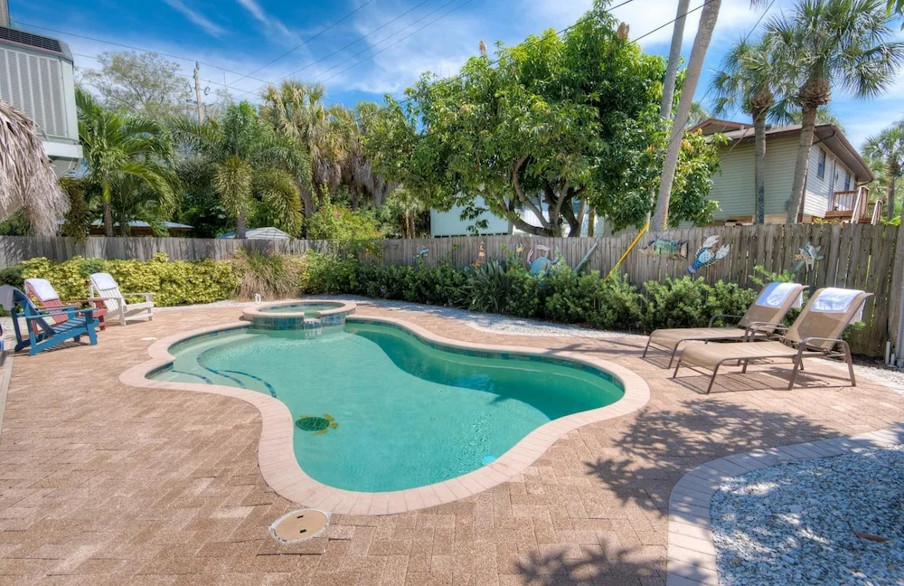 Island Breeze Apartment 2