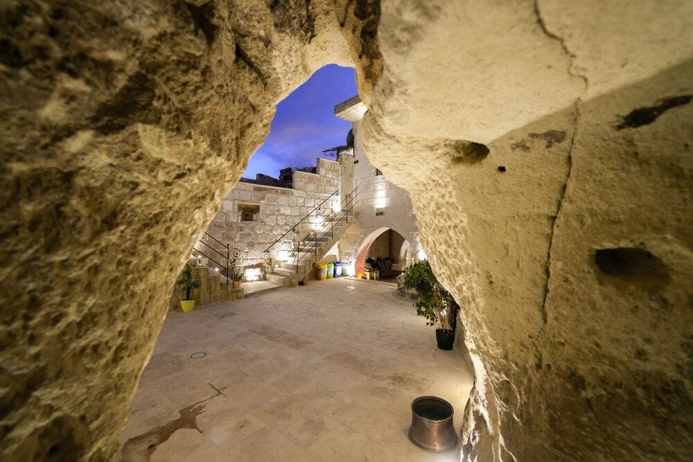 My Cave Suites