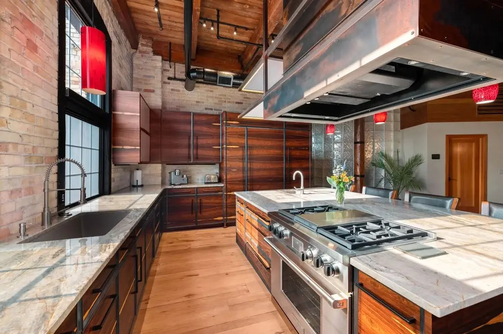 Exquisite 3BDR Penthouse in Downtown TC
