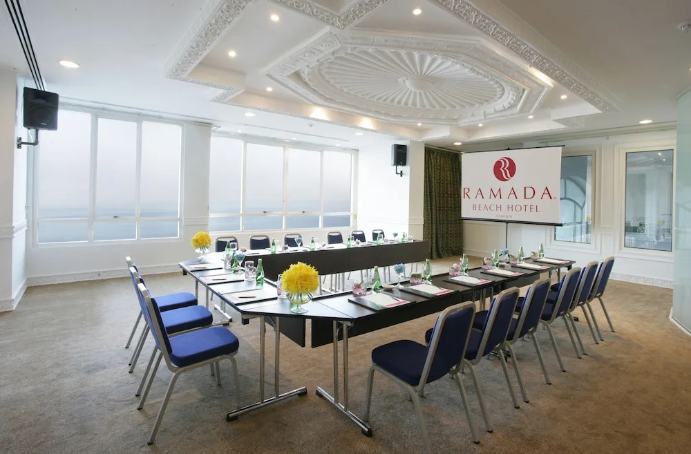 Land Mark Suites Hotel