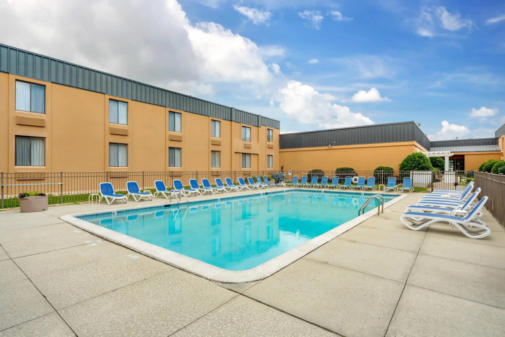 Clarion Hotel & Conference Center Toms River