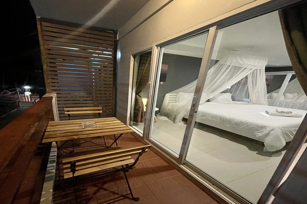 Be Rich Hotel