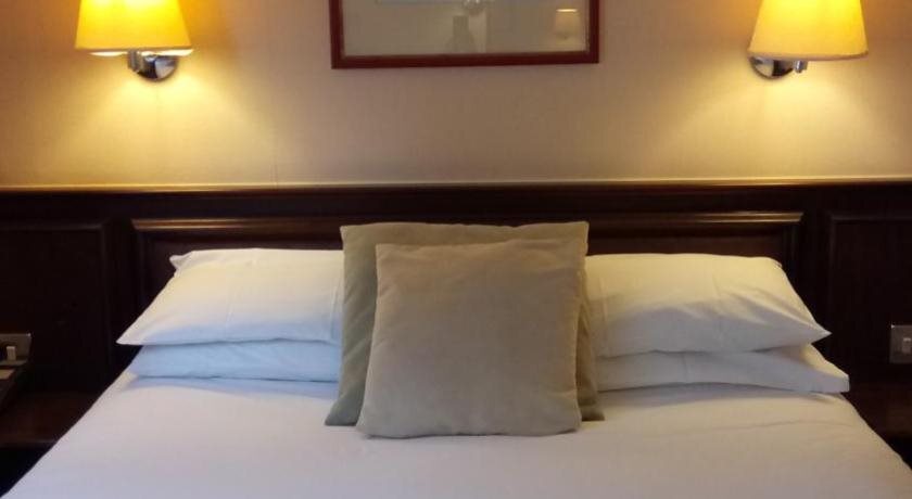 The Strathdon Hotel