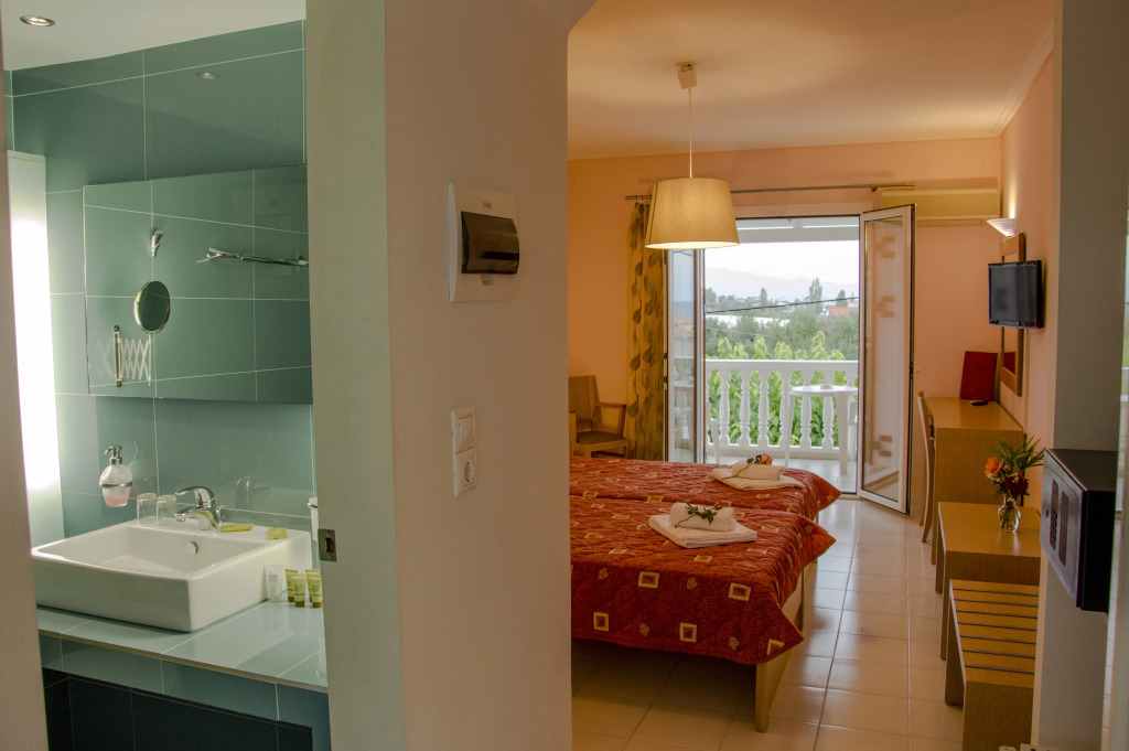Tsamis Zante Suites
